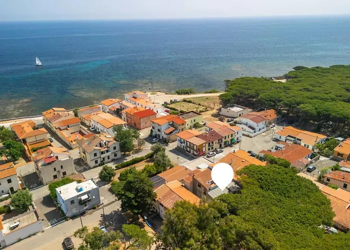 Relaxing Close To * 桑塔露琪亚